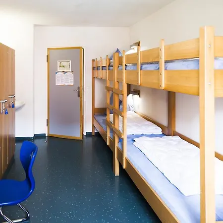 Hostel Hi Youth *
